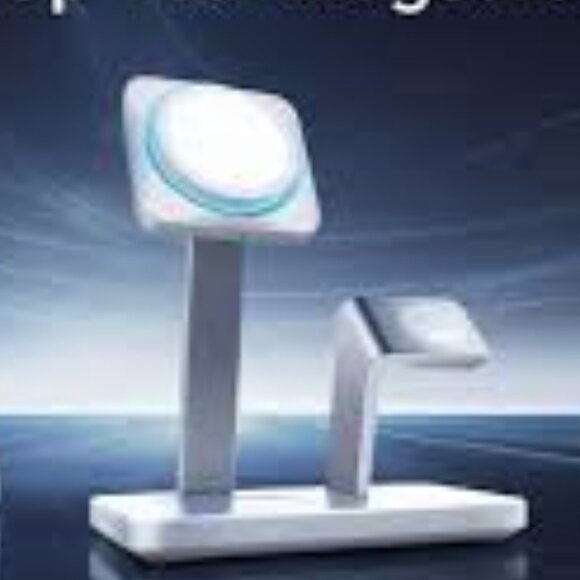 ESR 25W 3-in-1 Charger with MagSafe - White - Picture 6 of 8